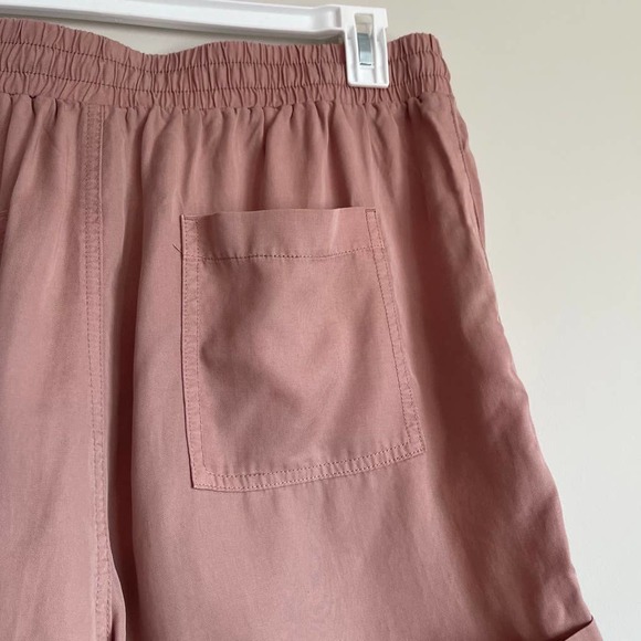 🛍️Universal Thread Boho Dusty Pink High Waisted Cuffed Shorts🛍️ - Picture 6 of 9